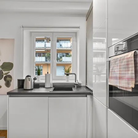 Apartmán Traumhaft Gelegene Altbau-wohnung Im Herzen Von - Parking *