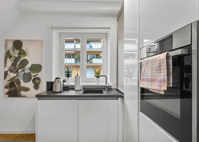 Appartement Traumhaft Gelegene Altbau-wohnung Im Herzen Von - Parking *